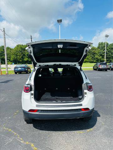 Used 2024 Jeep Compass Limited AWD/4WD image 8