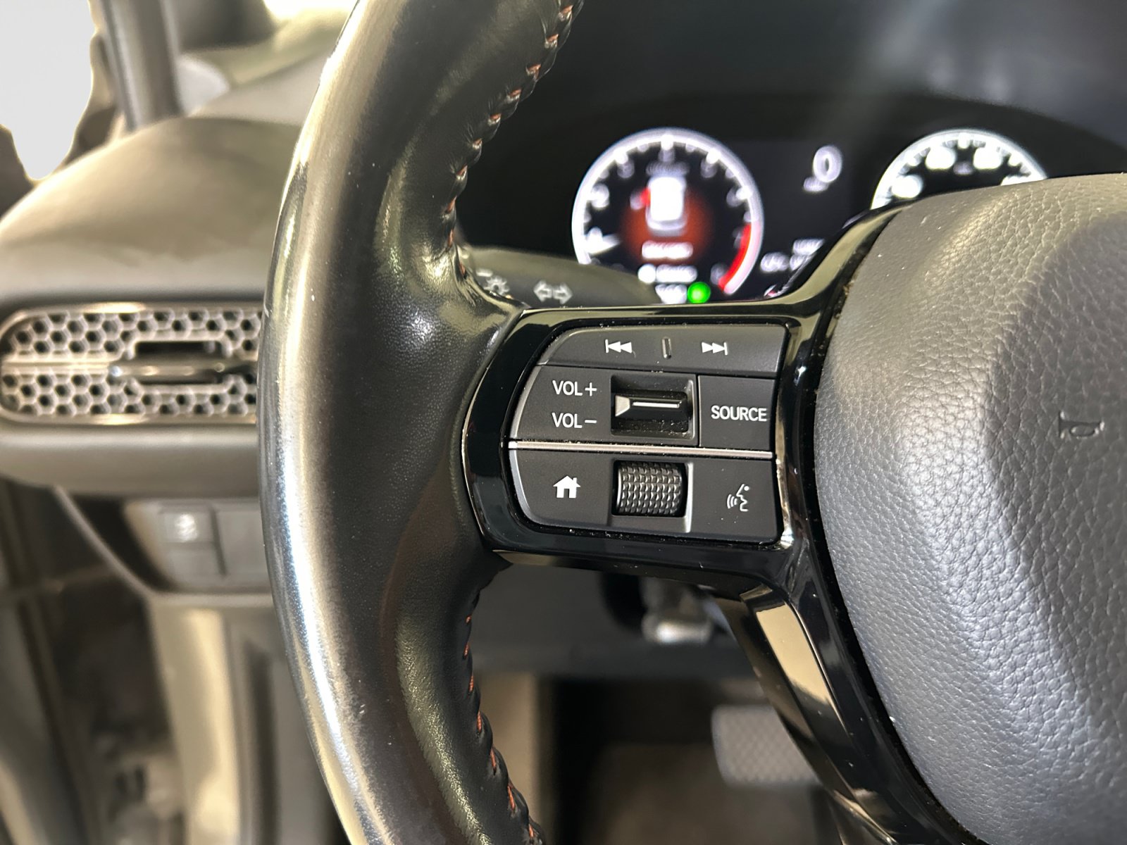 Used 2023 Honda HR-V Sport image 18