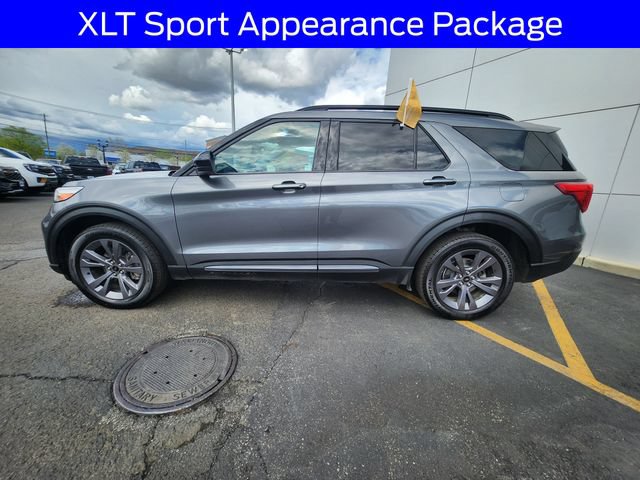Certified 2023 Ford Explorer XLT w/ Equipment Group 202A AWD/4WD image 4