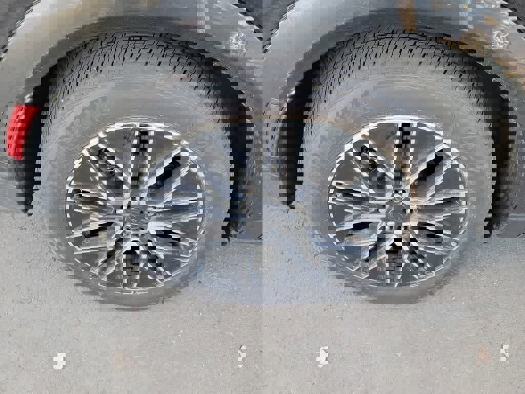 Certified 2025 Ford Mustang Mach-E Premium image 9