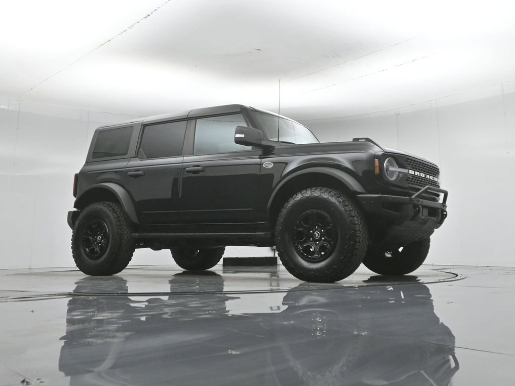 Certified 2022 Ford Bronco Wildtrak AWD/4WD image 4