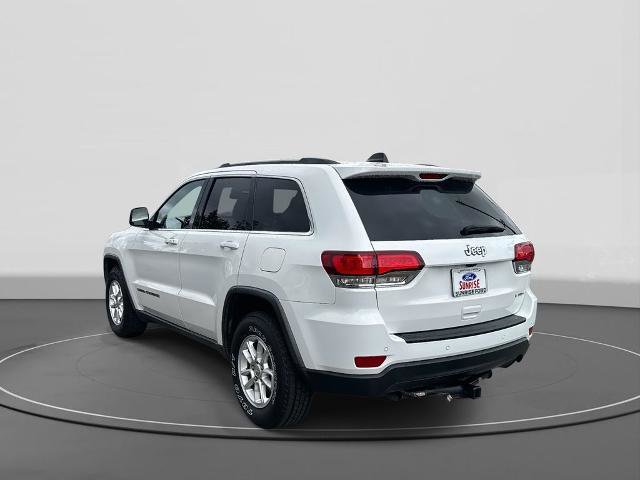 Used 2020 Jeep Grand Cherokee Laredo RWD image 2