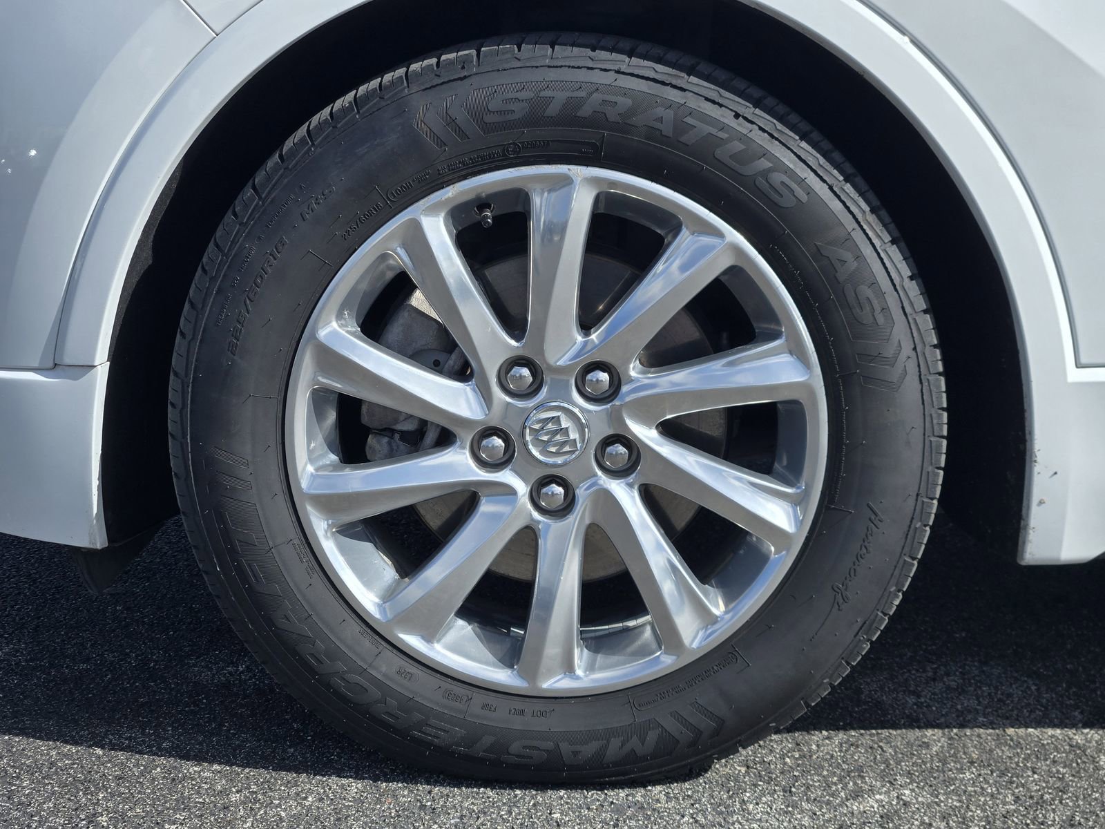 Used 2019 Buick Envision Essence FWD image 10