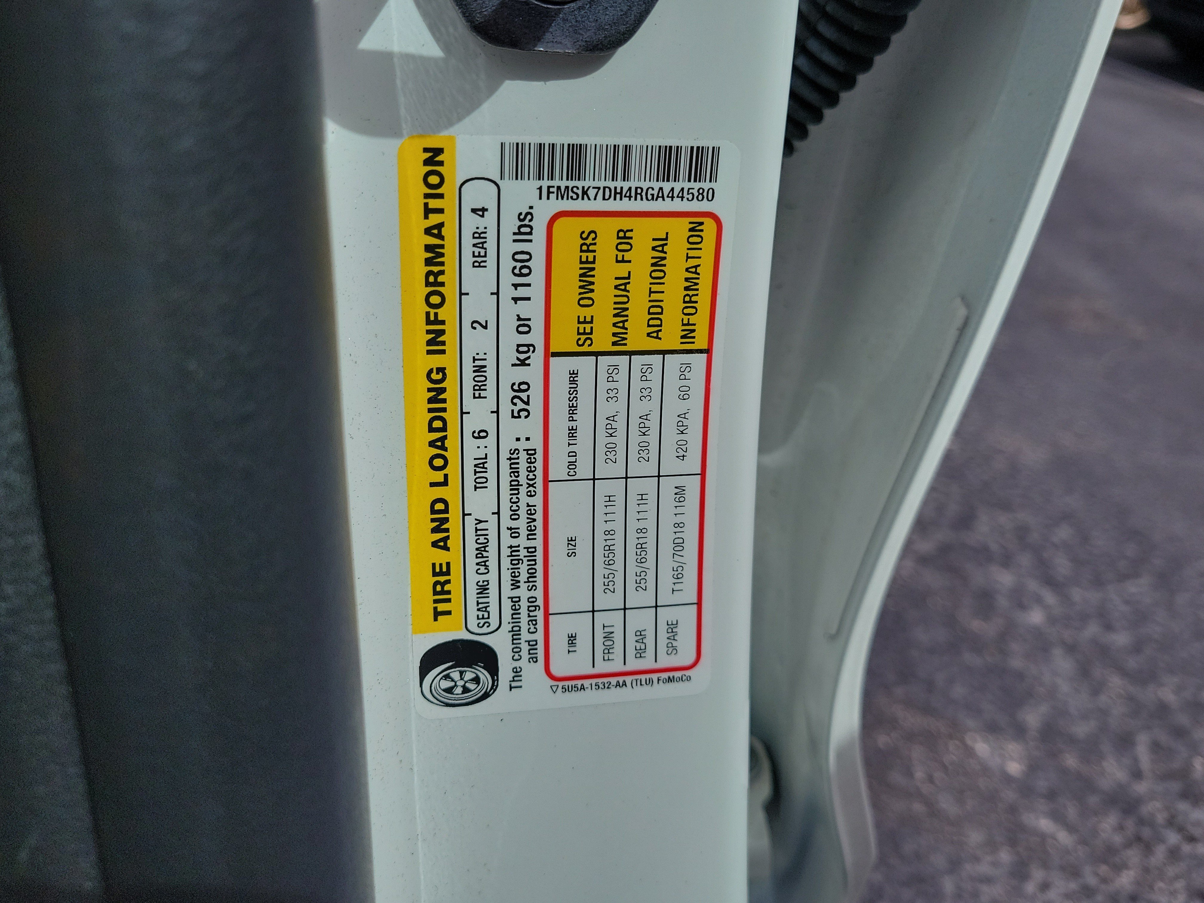 Certified 2024 Ford Explorer XLT RWD image 30