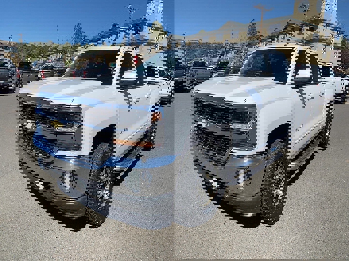 Used 2017 Chevrolet Silverado 1500 LT w/ All Star Edition image 2