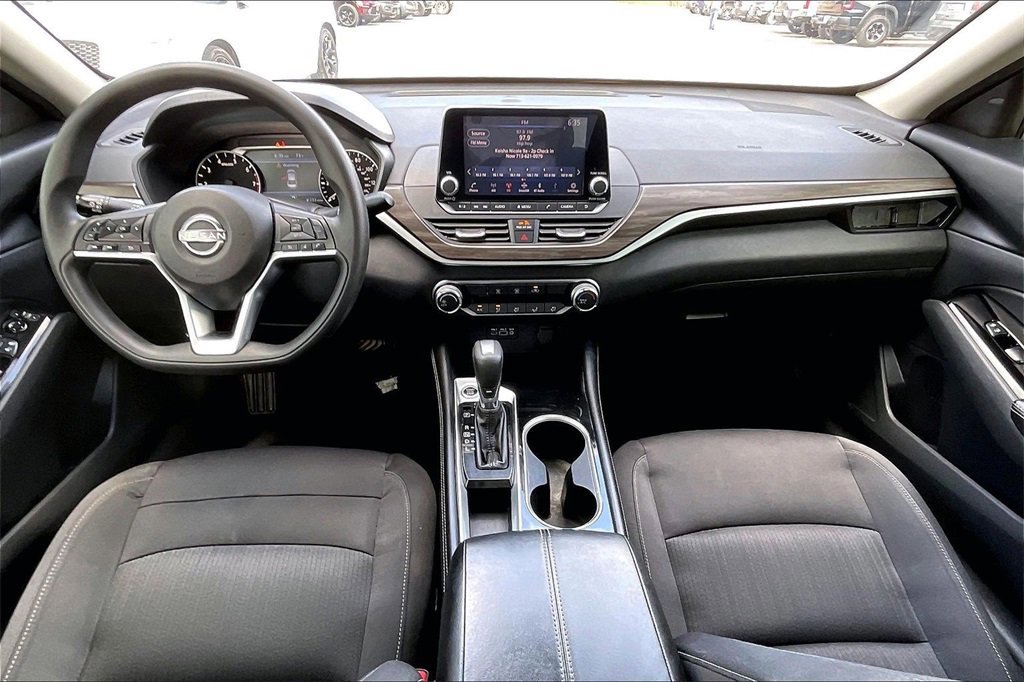 Used 2023 Nissan Altima 2.5 SV image 7