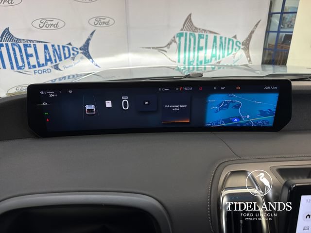 Certified 2025 Ford Expedition Platinum w/ Driver's Package AWD/4WD image 19