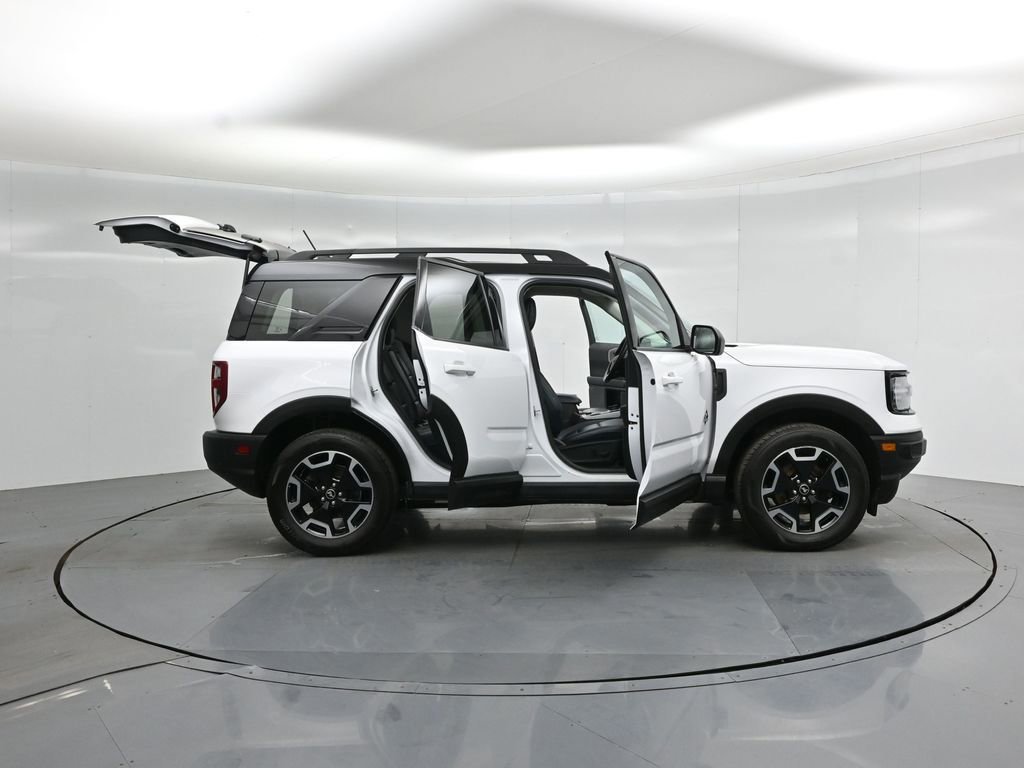 Certified 2022 Ford Bronco Sport Outer Banks w/ Tech Package image 35