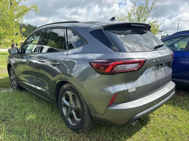 Certified 2023 Ford Escape ST-Line w/ Tech Pack #1 FWD image 13