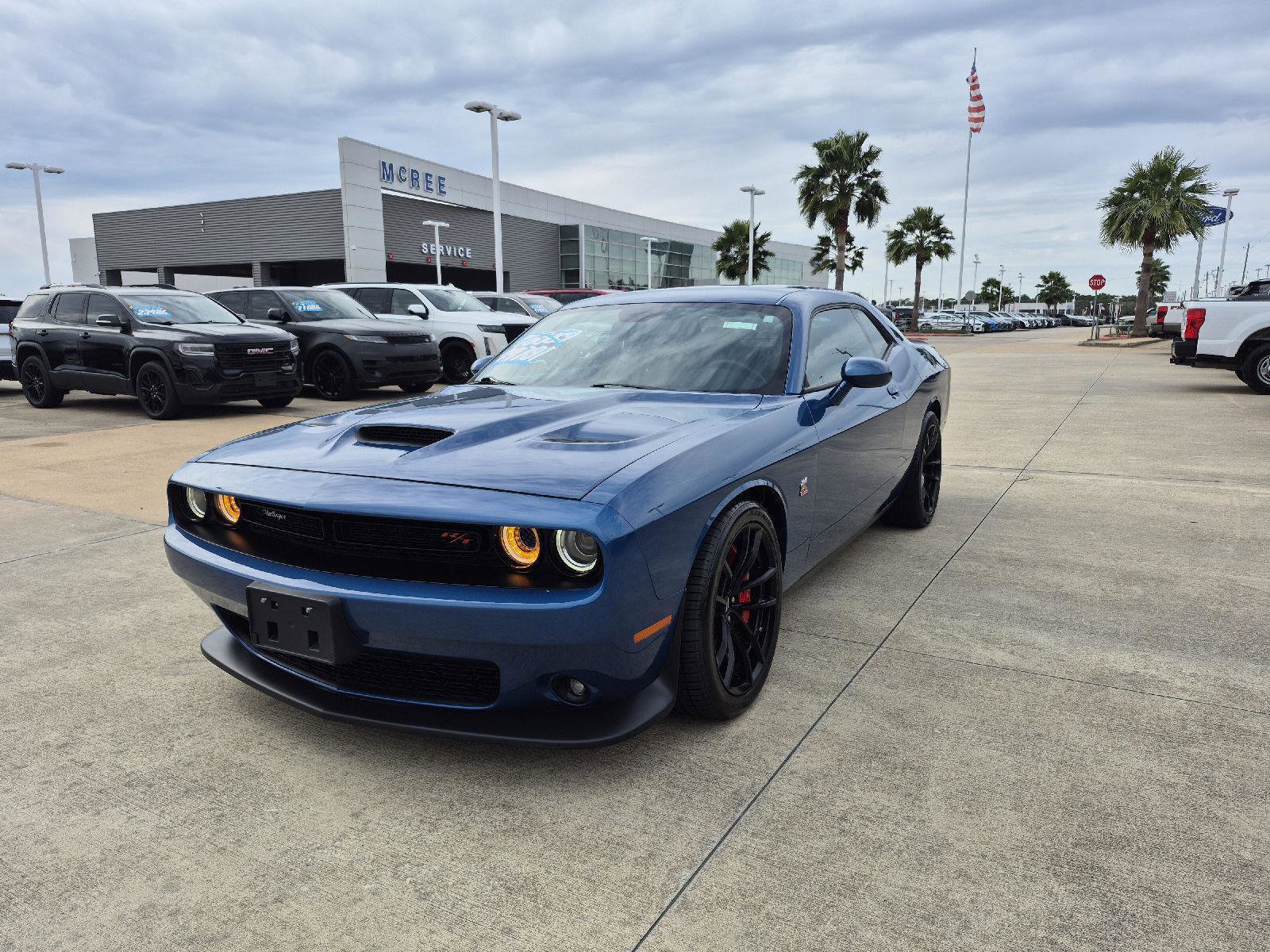 Used 2022 Dodge Challenger R/T Scat Pack w/ Dynamics Package image 1