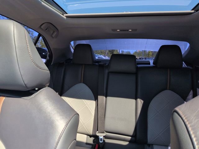 Used 2018 Toyota Camry XLE w/ Driver Assist Package FWD image 39