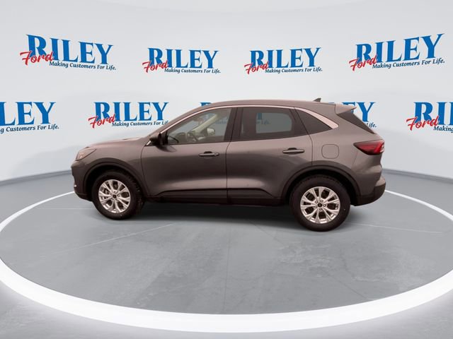 Certified 2023 Ford Escape Active AWD/4WD image 3