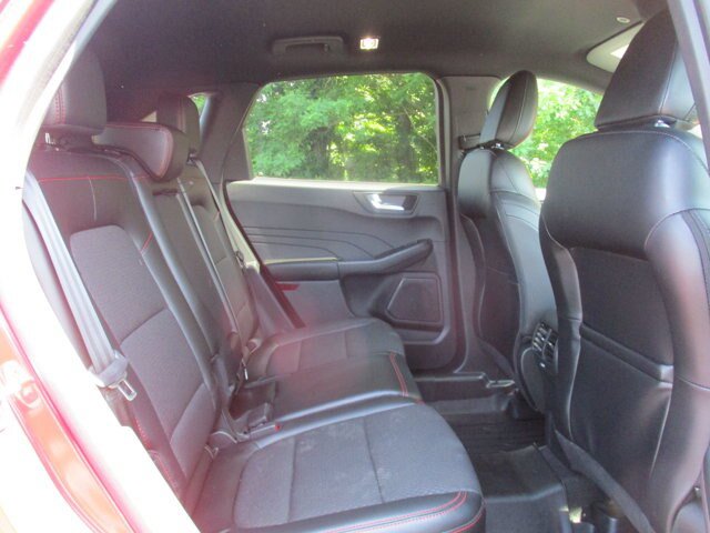 Certified 2023 Ford Escape ST-Line w/ Tech Pack #1 AWD/4WD image 38
