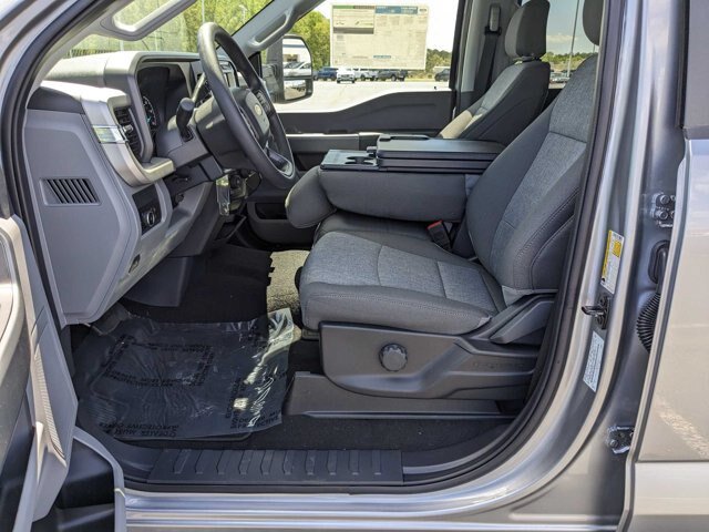 Certified 2024 Ford F250 XL w/ STX Appearance Package AWD/4WD image 14