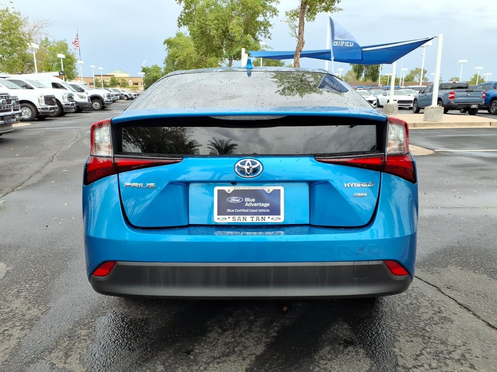 Used 2021 Toyota Prius L Eco FWD image 5