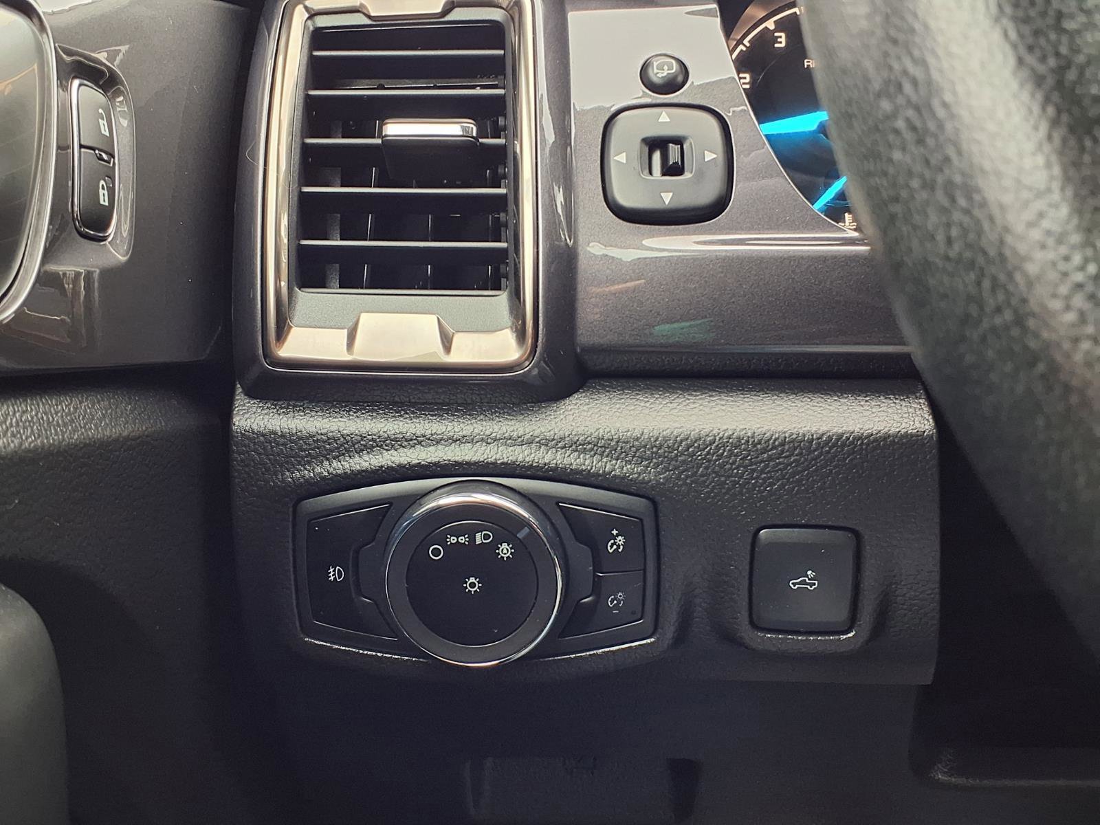 Certified 2023 Ford Ranger Lariat w/ Trailer Tow Package image 20