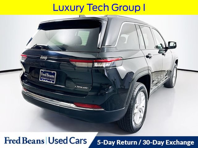 Used 2023 Jeep Grand Cherokee Laredo w/ Luxury Tech Group I AWD/4WD image 9