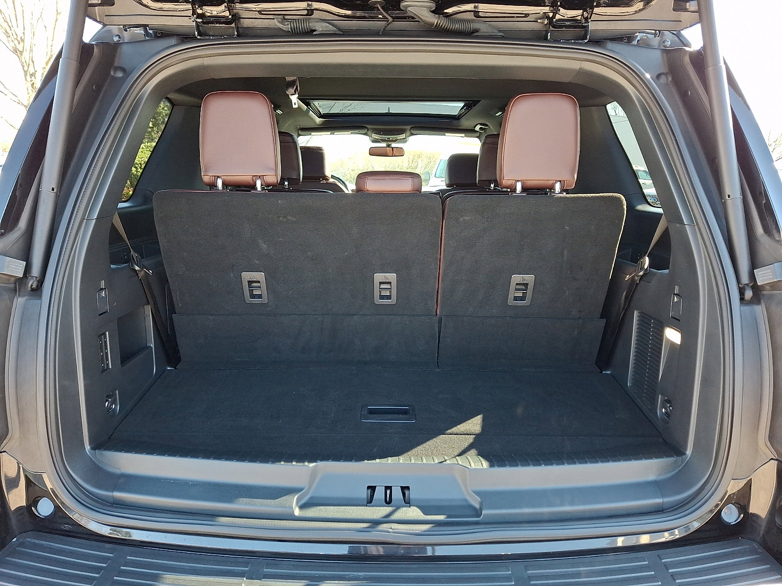 Certified 2024 Ford Expedition Limited image 34