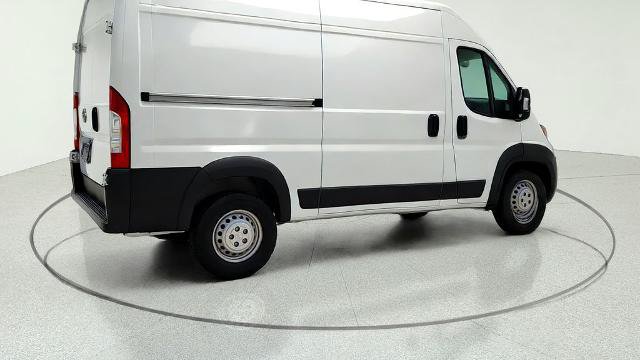 Used 2024 RAM ProMaster 2500 w/ Convenience Group FWD image 8