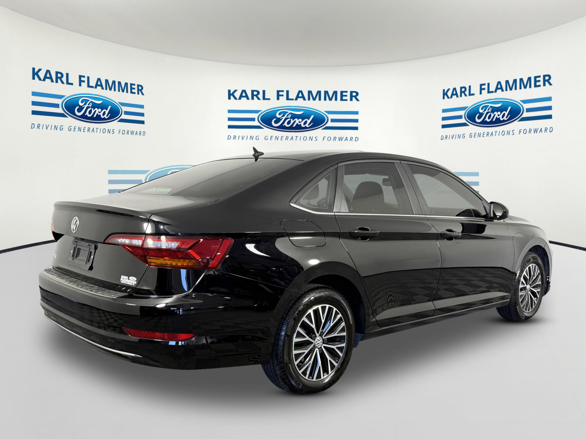 Used 2019 Volkswagen Jetta SE image 3