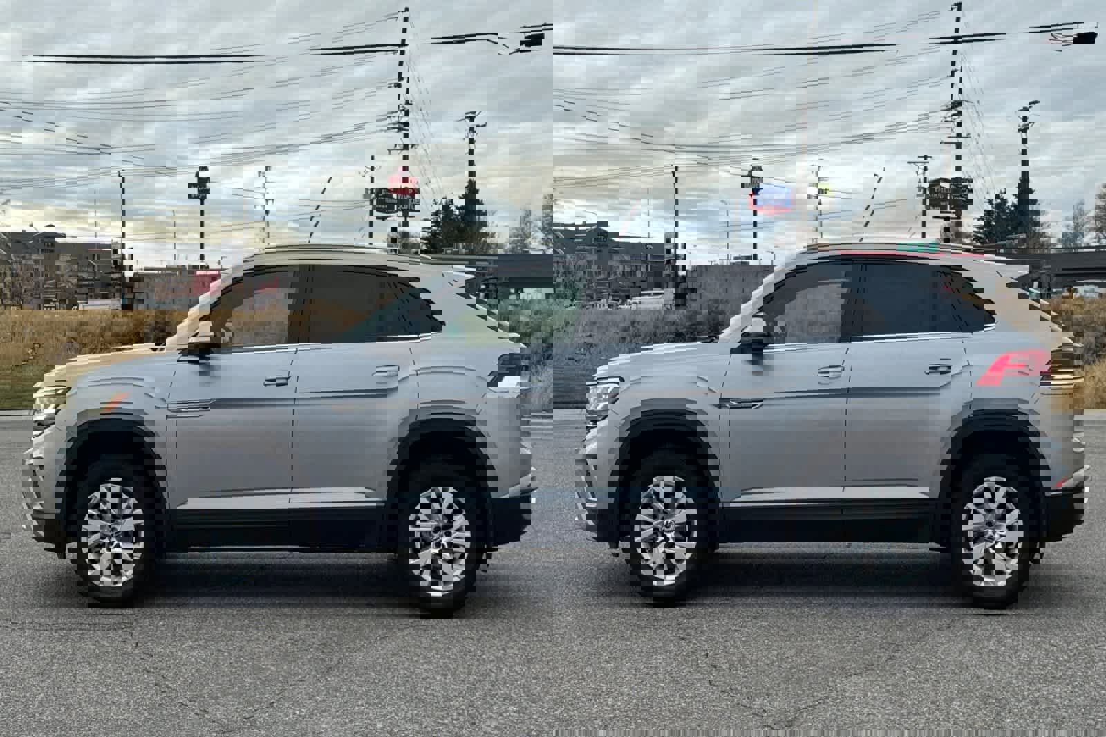 Used 2021 Volkswagen Atlas Cross Sport S image 2