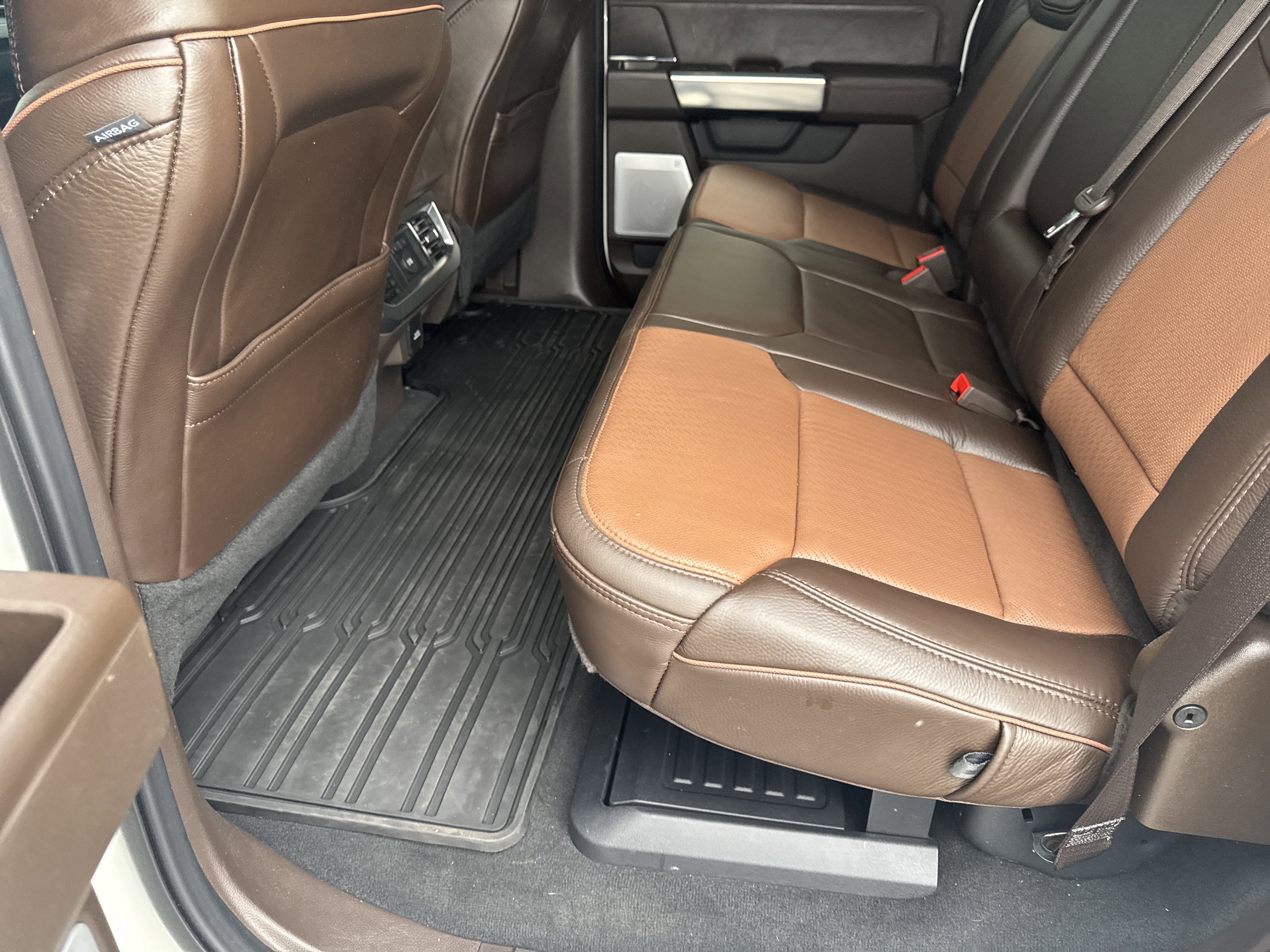 Certified 2025 Ford F250 King Ranch w/ FX4 Off-Road Package image 19