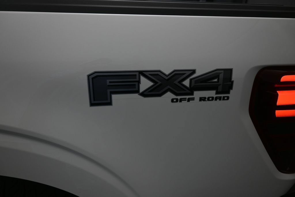 Certified 2025 Ford F150 Platinum w/ Equipment Group 702A High AWD/4WD image 23