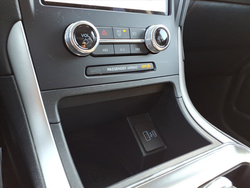 Certified 2022 Ford Edge SEL w/ Convenience Package image 21