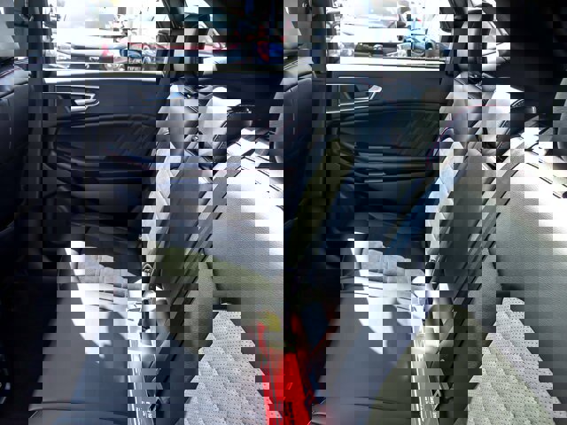 Certified 2023 Ford Edge ST-Line image 14