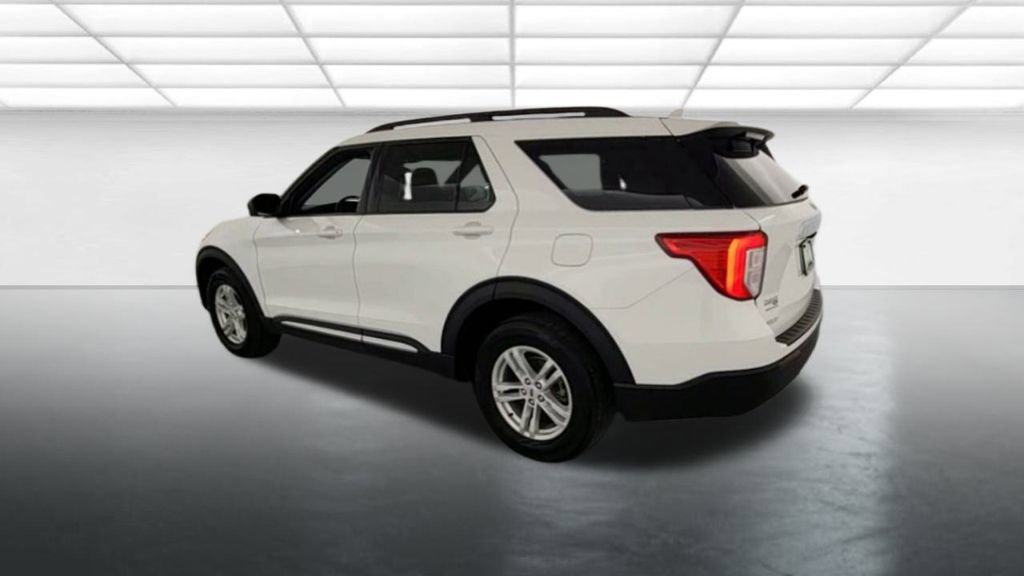 Certified 2023 Ford Explorer XLT AWD/4WD image 6