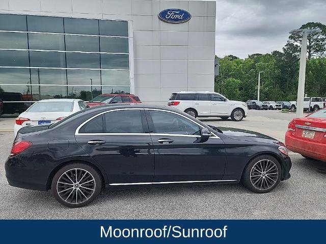 Used 2021 Mercedes-Benz C 300 Sedan image 2