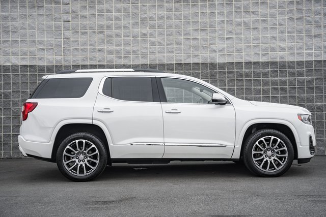 Used 2020 GMC Acadia Denali w/ Technology Package image 3