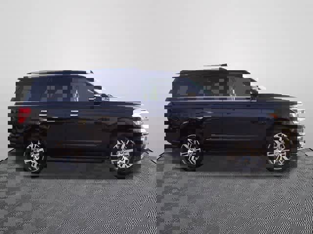 Certified 2024 Ford Expedition Limited image 4