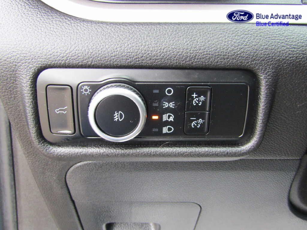 Certified 2024 Ford Explorer XLT w/ Equipment Group 202A AWD/4WD image 18