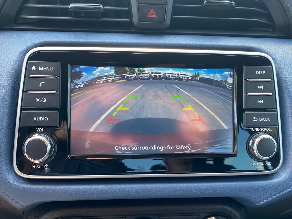 Used 2025 Nissan Versa SV w/ Trunk Package FWD image 16