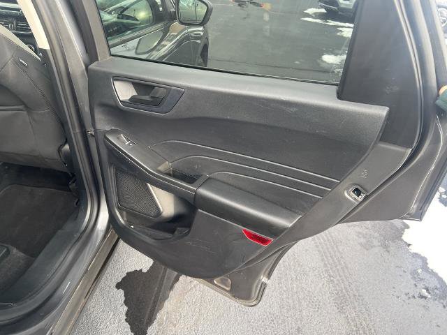 Certified 2022 Ford Escape SE image 17