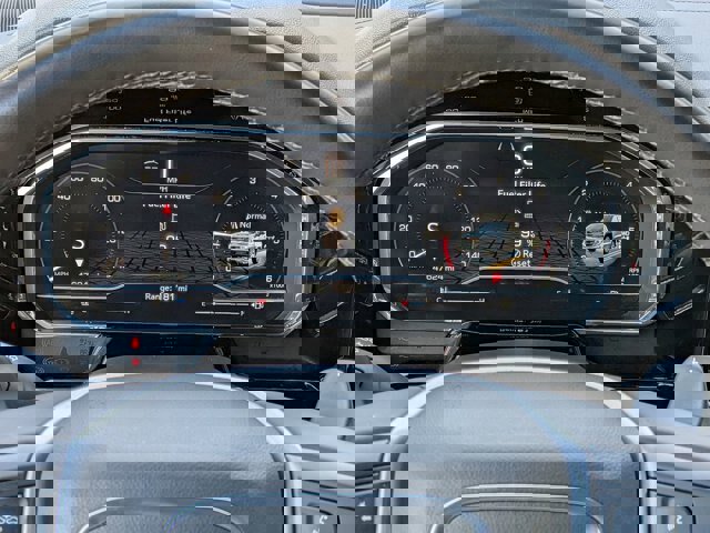 Used 2024 GMC Sierra 1500 SLT w/ SLT Premium Plus Package image 22