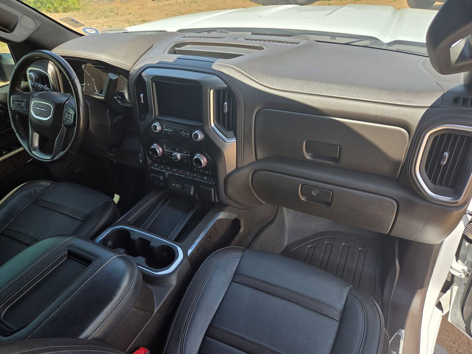 Used 2020 GMC Sierra 2500 Denali w/ Denali Ultimate Package AWD/4WD image 29