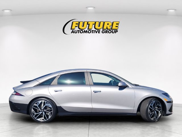 Used 2023 Hyundai Ioniq 6 SEL RWD image 3