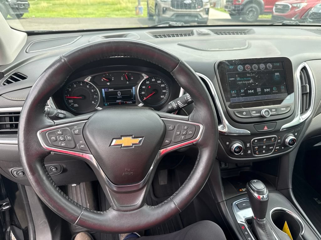 Used 2018 Chevrolet Equinox Premier AWD/4WD image 9