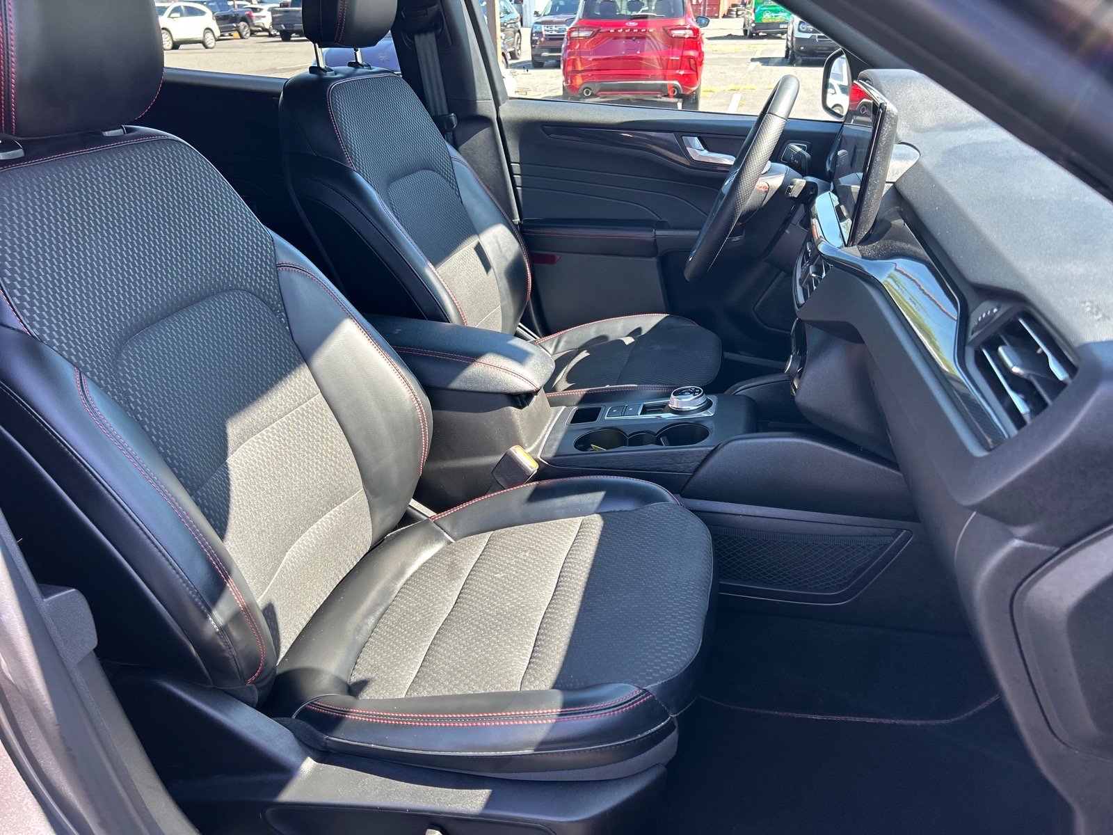 Certified 2023 Ford Escape ST-Line Select w/ Tech Pack #2 AWD/4WD image 18
