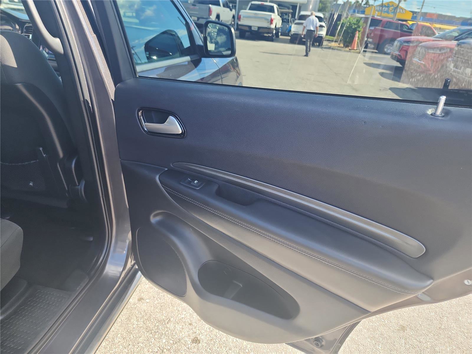 Used 2021 Dodge Durango SXT image 24