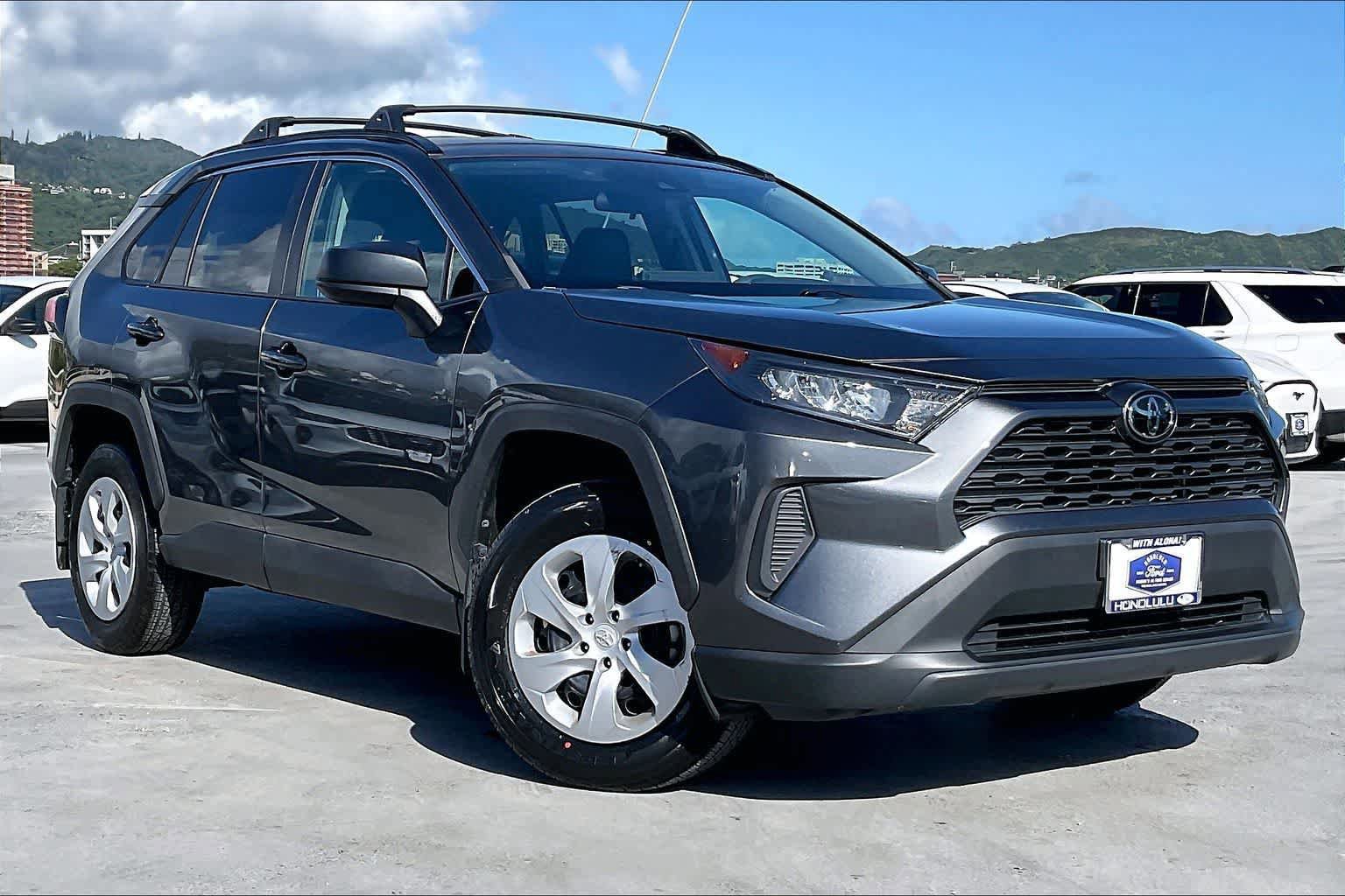 Used 2020 Toyota RAV4 LE w/ Carpet Mat Package FWD image 21