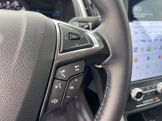 Certified 2024 Ford Edge SEL w/ Convenience Package AWD/4WD image 10