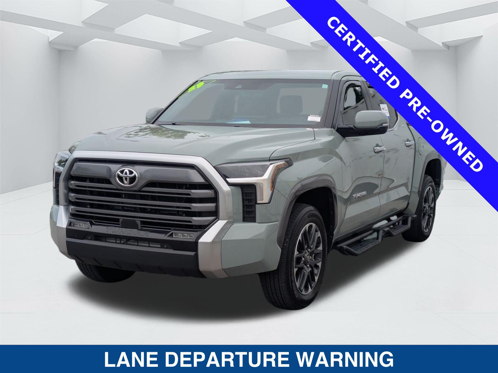 Used 2025 Toyota Tundra Limited AWD/4WD image 8