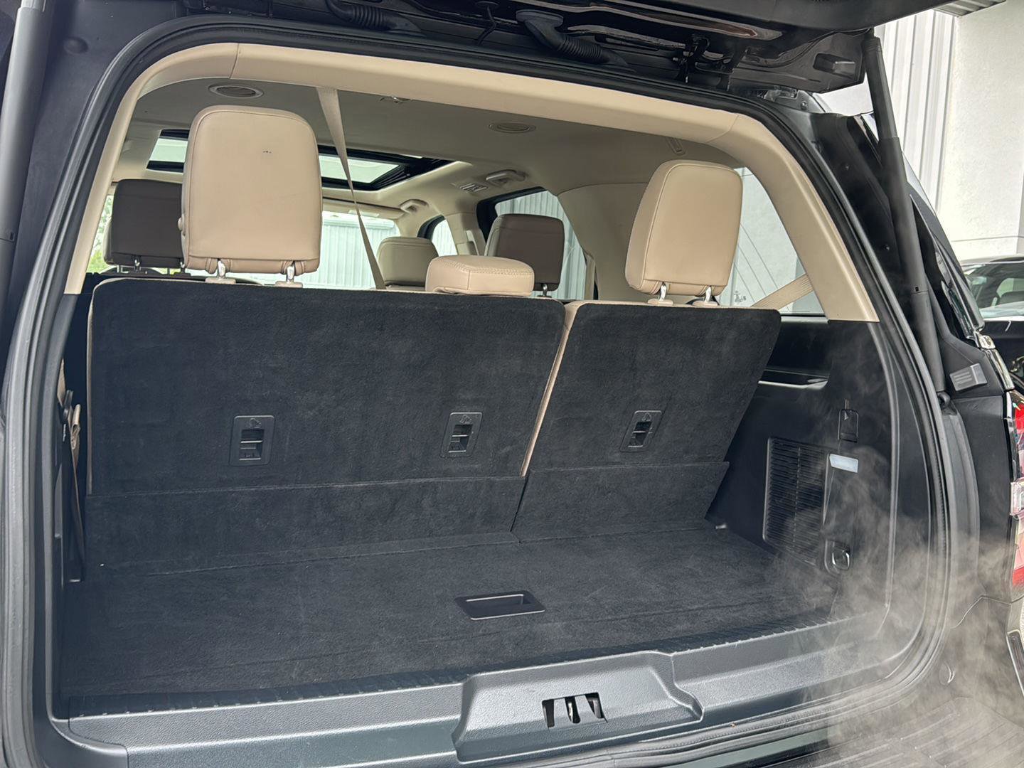 Certified 2023 Ford Expedition Limited image 30