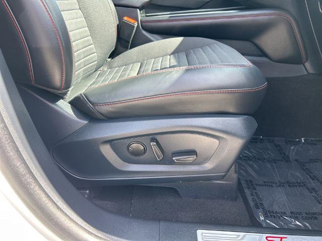 Certified 2025 Ford Explorer ST-Line w/ ST-Line Street Pack AWD/4WD image 40