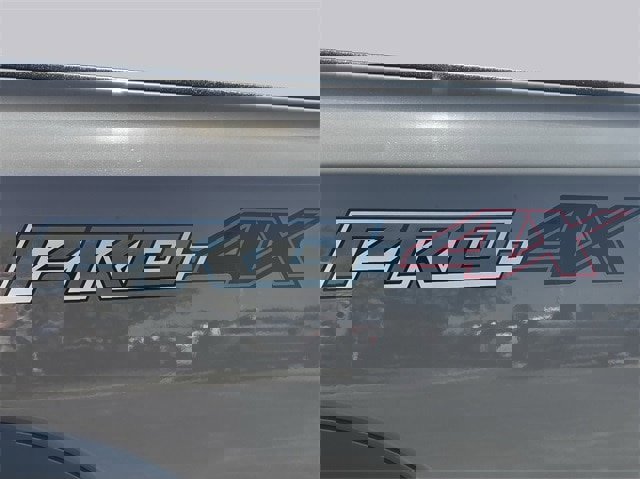 Used 2024 Nissan Frontier PRO-4X w/ Off-Road Protection Package image 8