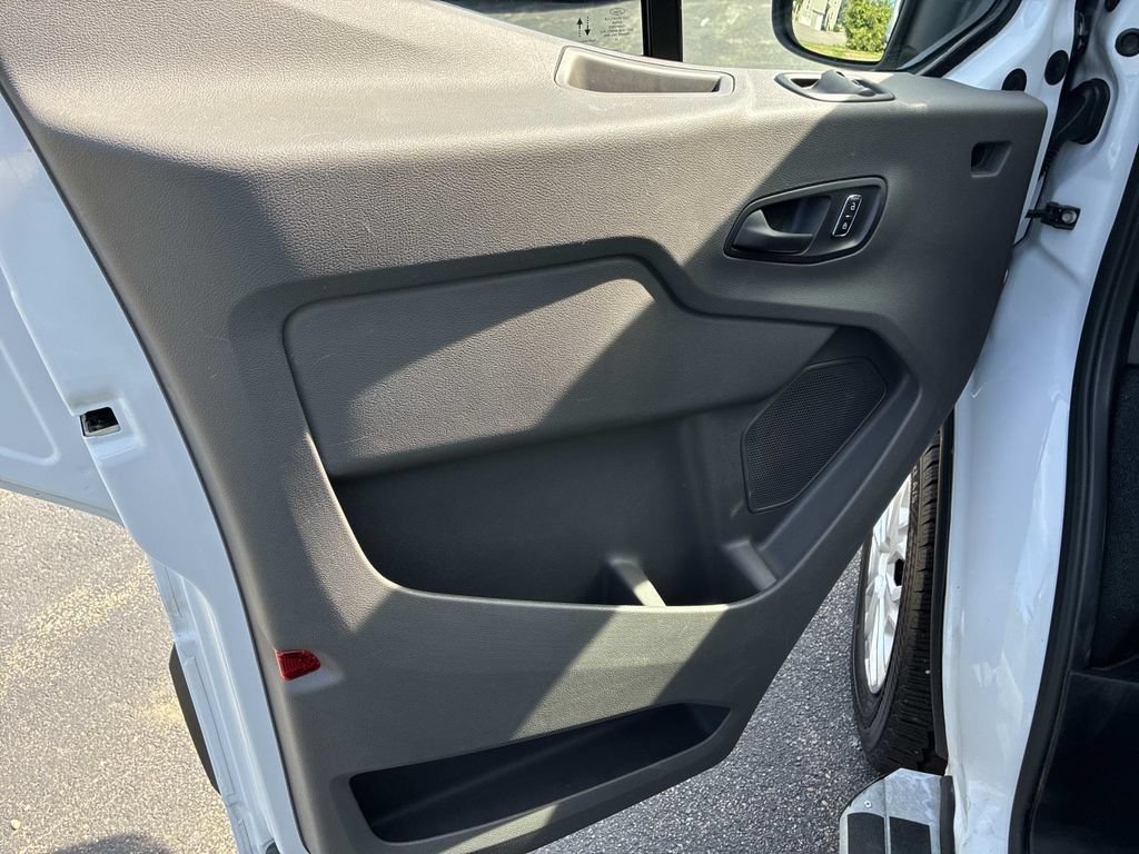Certified 2025 Ford Transit 250 Low Roof w/ Exterior Upgrade Package RWD image 18