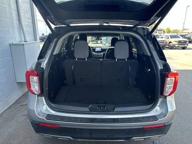 Certified 2021 Ford Explorer XLT w/ Equipment Group 202A RWD image 25